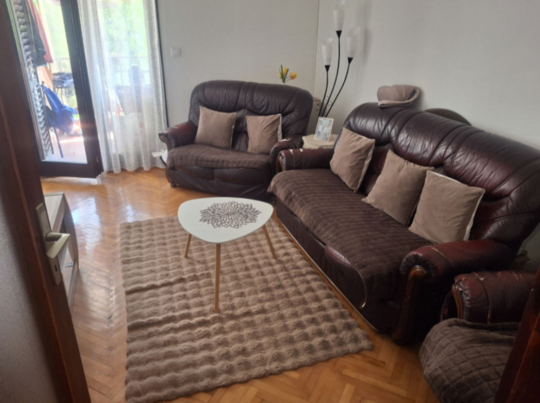 Apartment in Dobrota, 70 m²