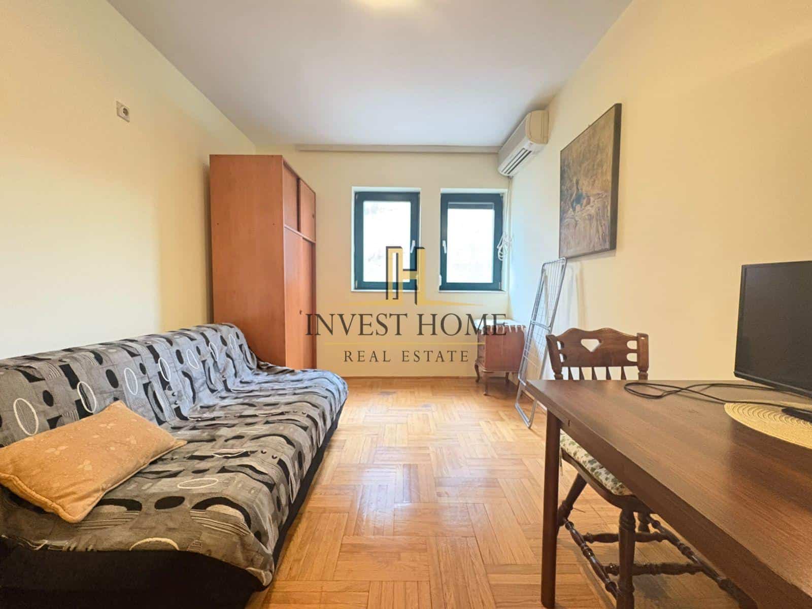 Garsonjera, Preko Morače, 21m2