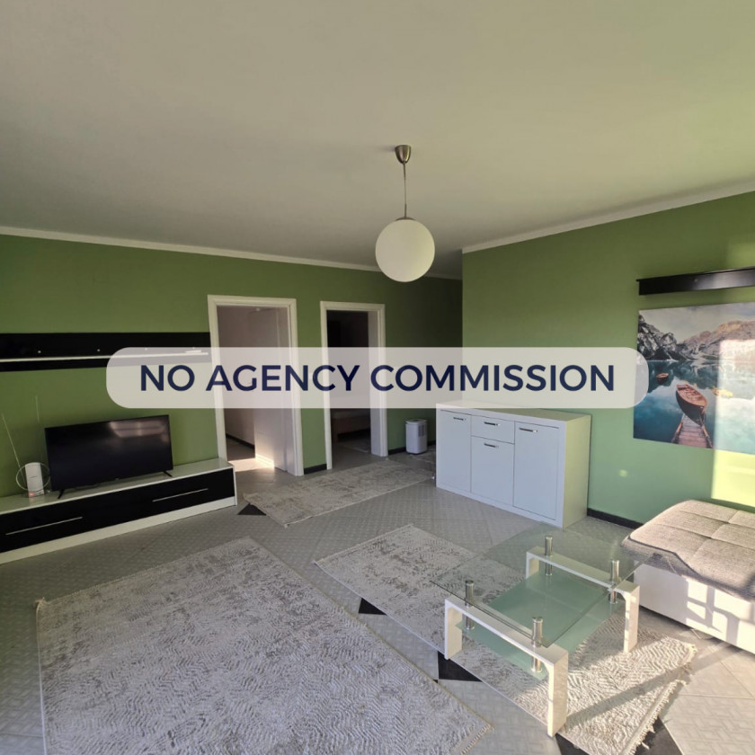 Trosoban stan 90 m² sa velikom terasom i pogledom na more za izdavanje, Tivat