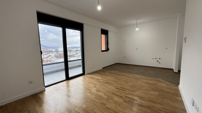 Apartment For Sale, Šušanj