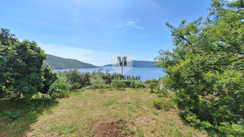 Prodajem Građevinsko Zemljište, Kumbor