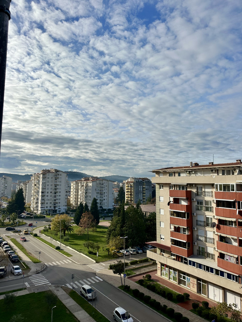 Apartment For Sale, Bar Centar