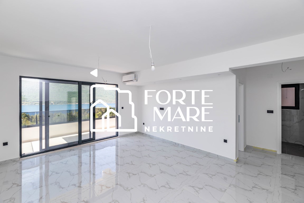 Prodajem Stan-Apartman, Kumbor