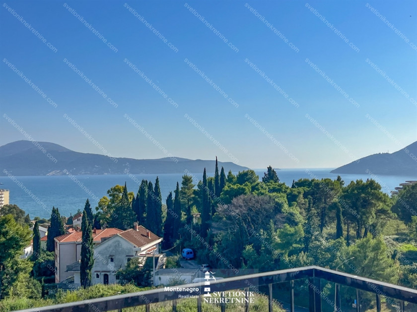 Apartment for sale, Igalo