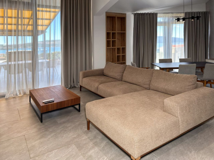 Iznajmljujem Stan-Apartman, Tivat