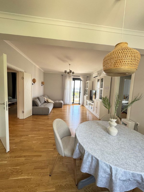 Iznajmljujem Stan-Apartman, Tivat