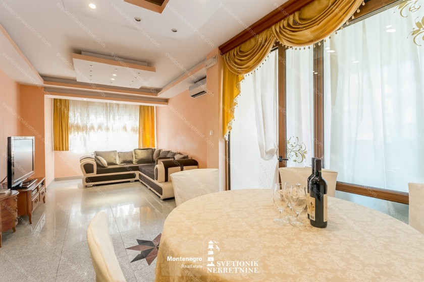 Prodajem Stan-Apartman, Igalo