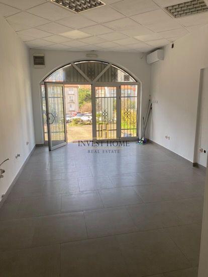 Poslovni prostor, Dobrota, 30m2