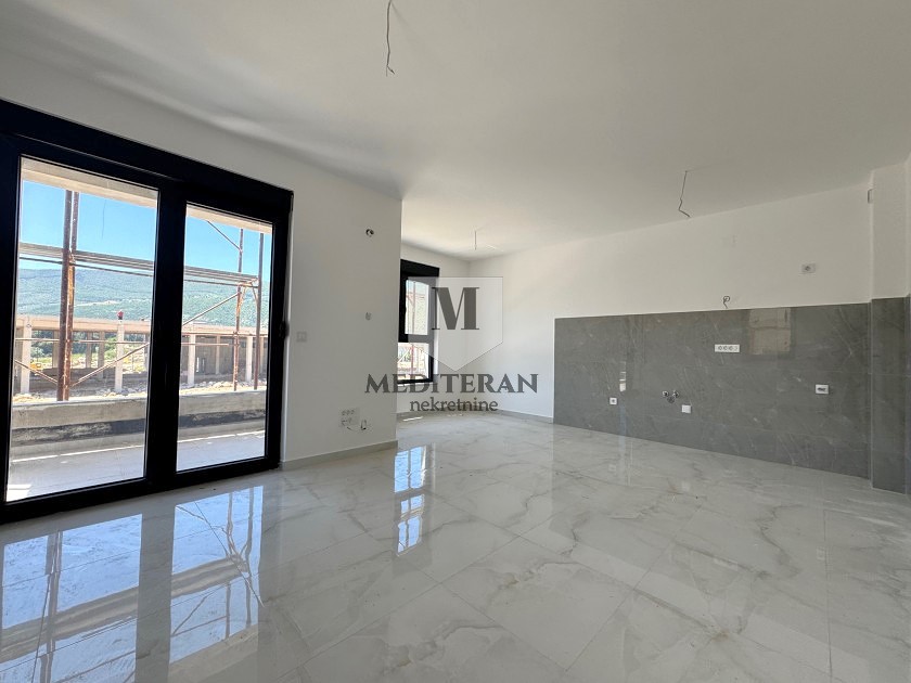 Prodajem Stan-Apartman, Igalo