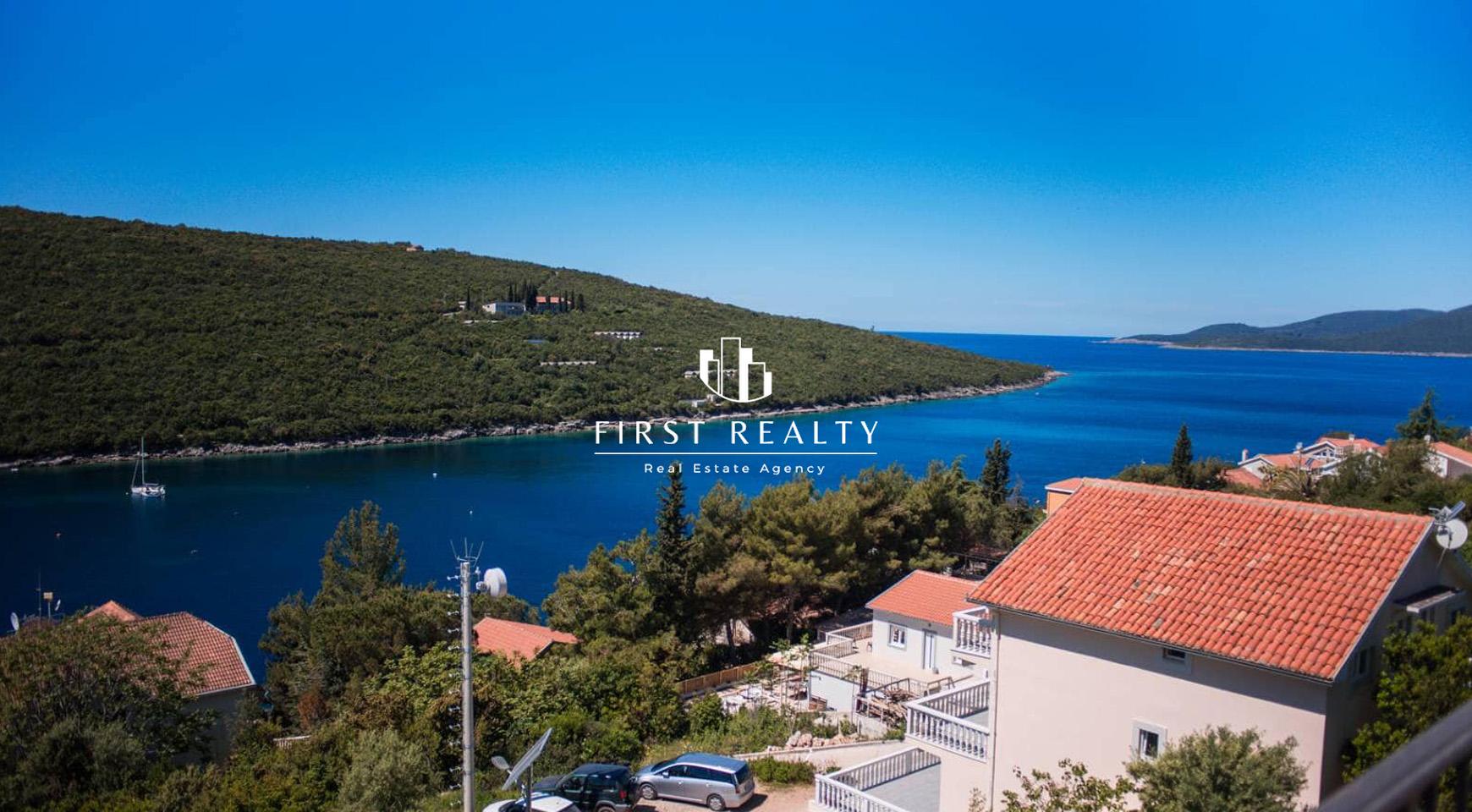 Cozy apartment with great views