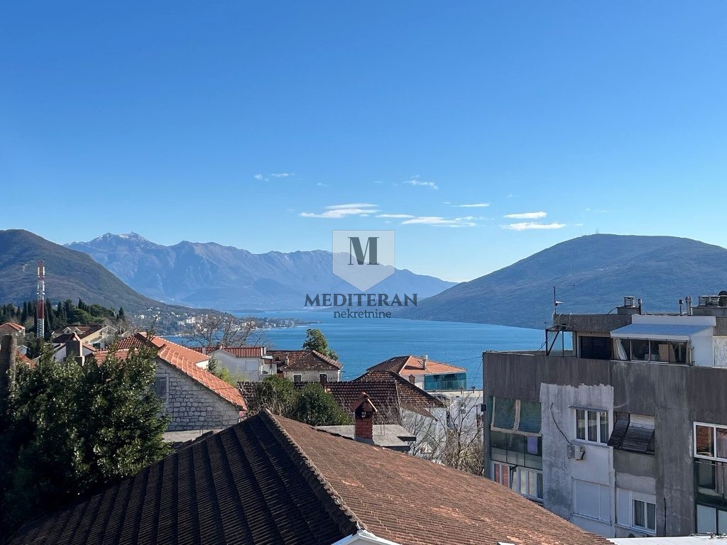 Prodajem Stan-Apartman, Herceg Novi