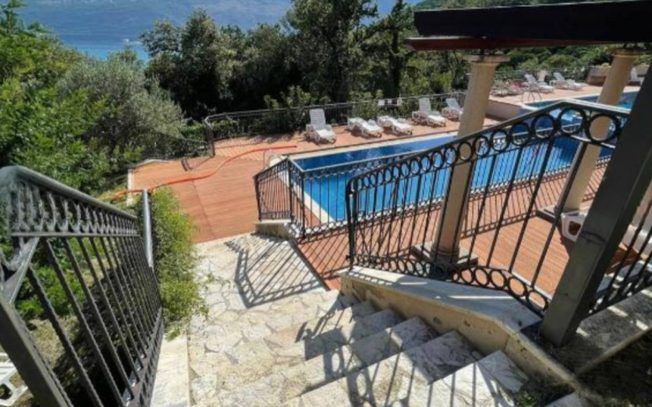 Apartment in Herceg Novi, 75 m²