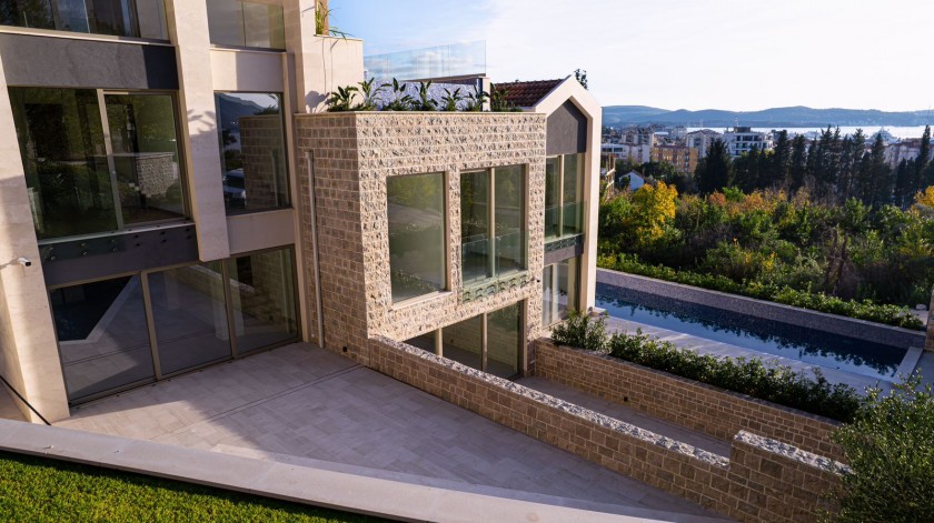 House For Sale, Donja Lastva