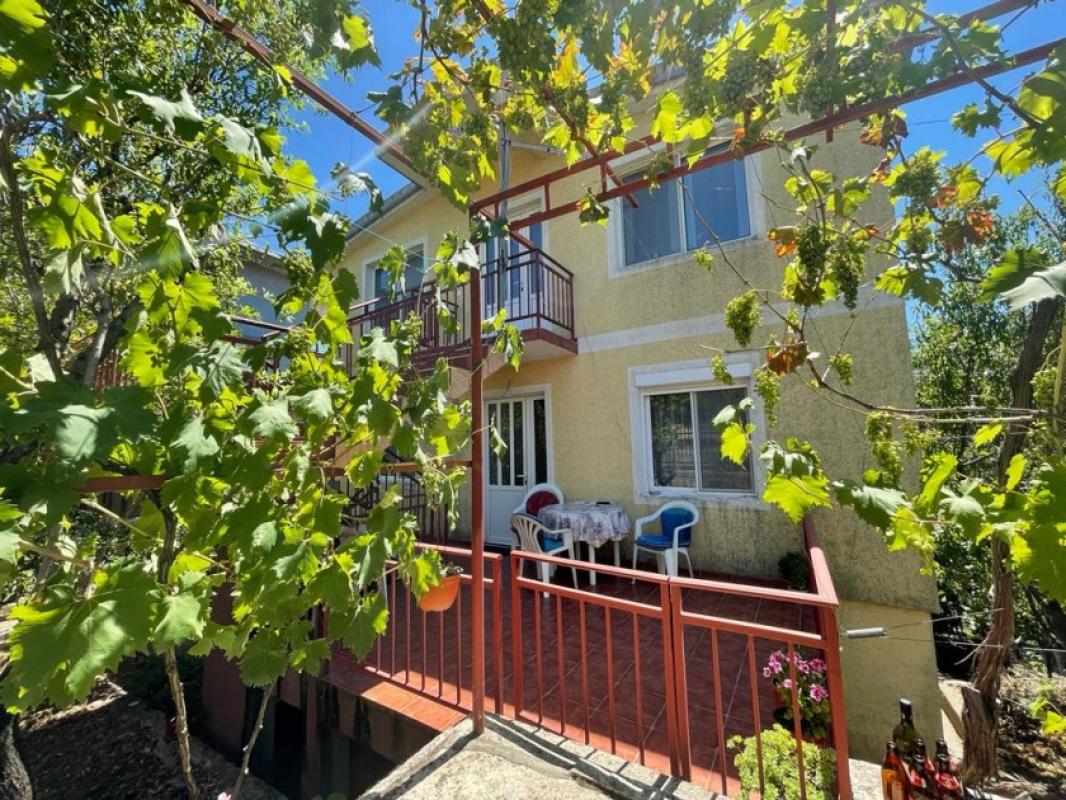 House in Dobra Voda, 204 m²