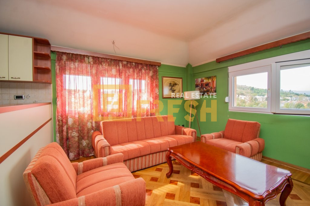 Trosoban stan, 80m2, Zabjelo, Prodaja