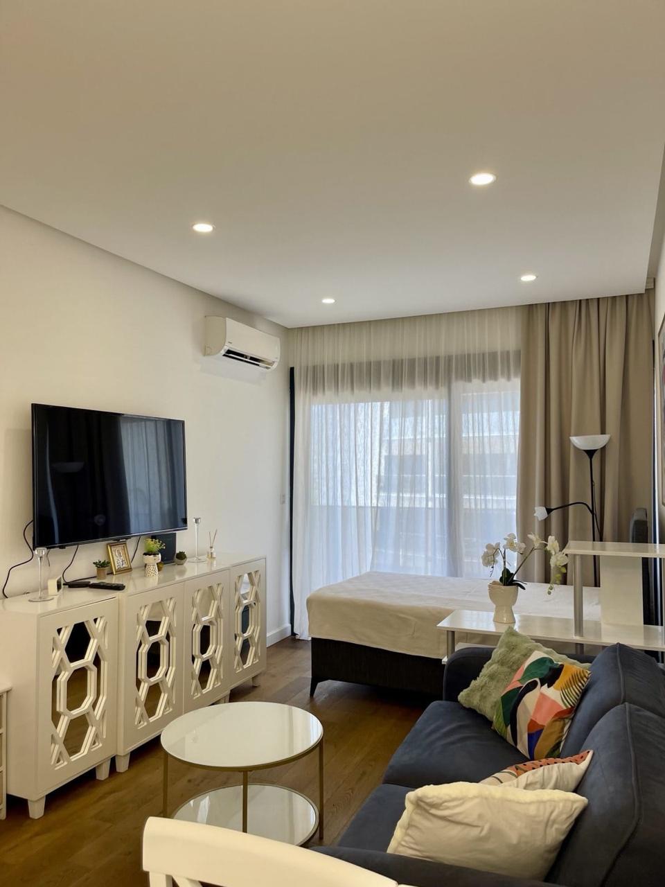 Prodajem Stan-Apartman, Bar Centar