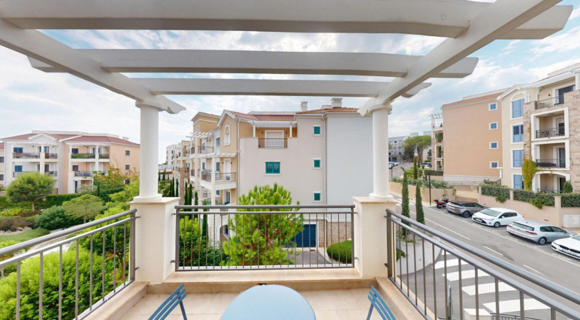 Beautiful one bedroom apartment in Lustica Centrale