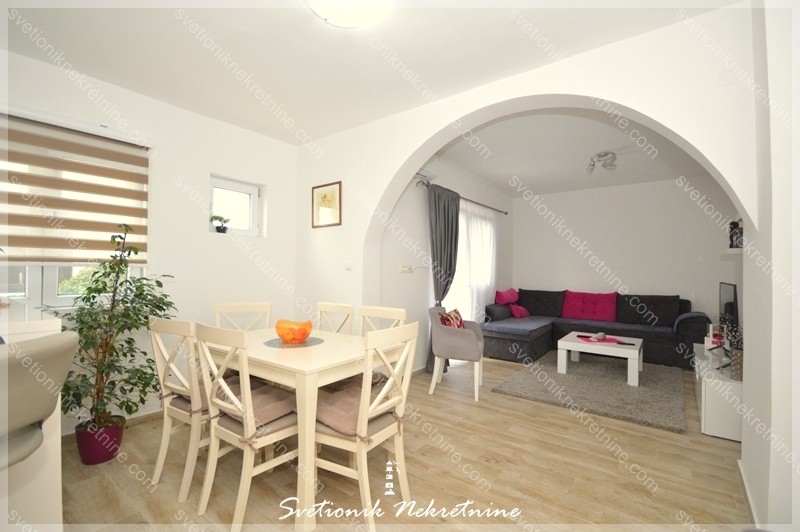 Apartment For Sale, Đenovići