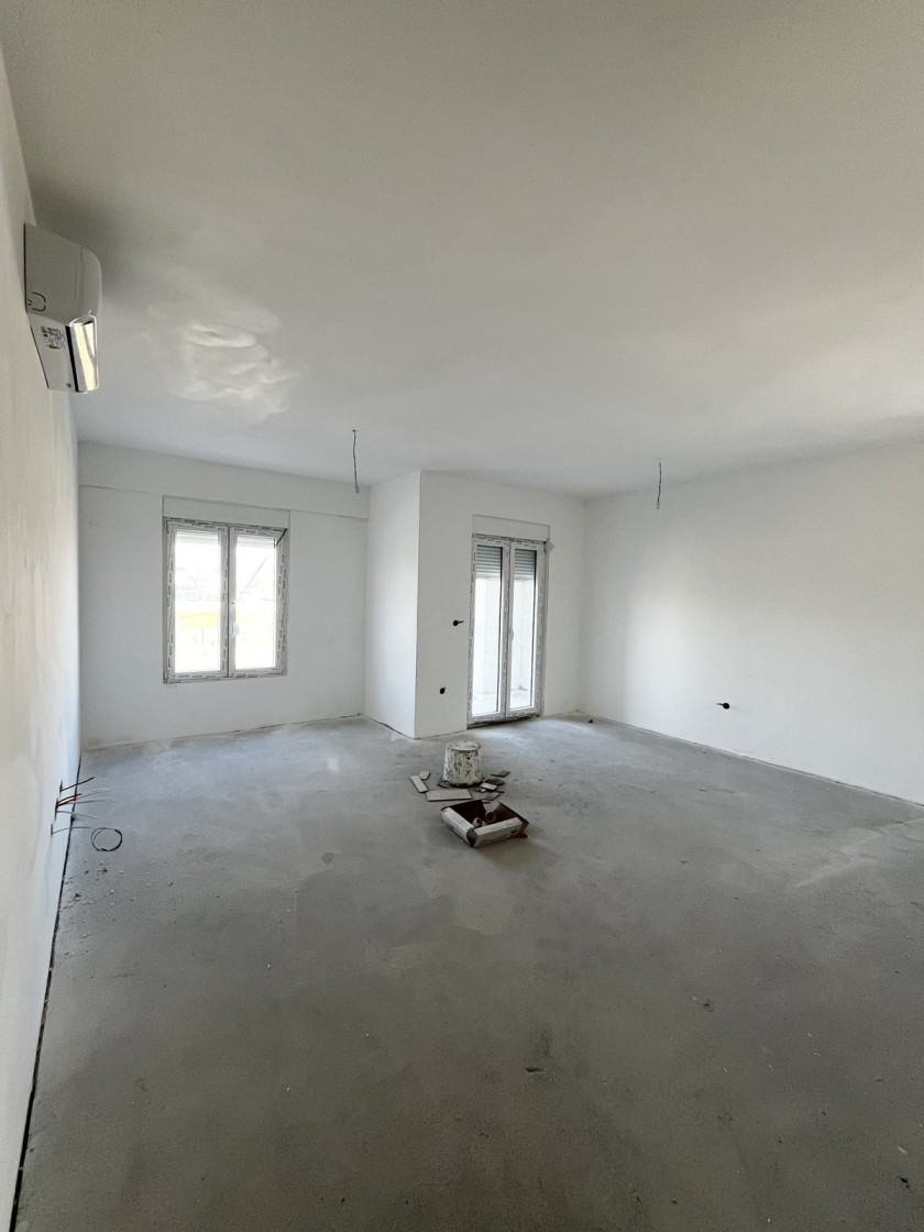 Prodajem Stan-Apartman 72m2, Zabjelo