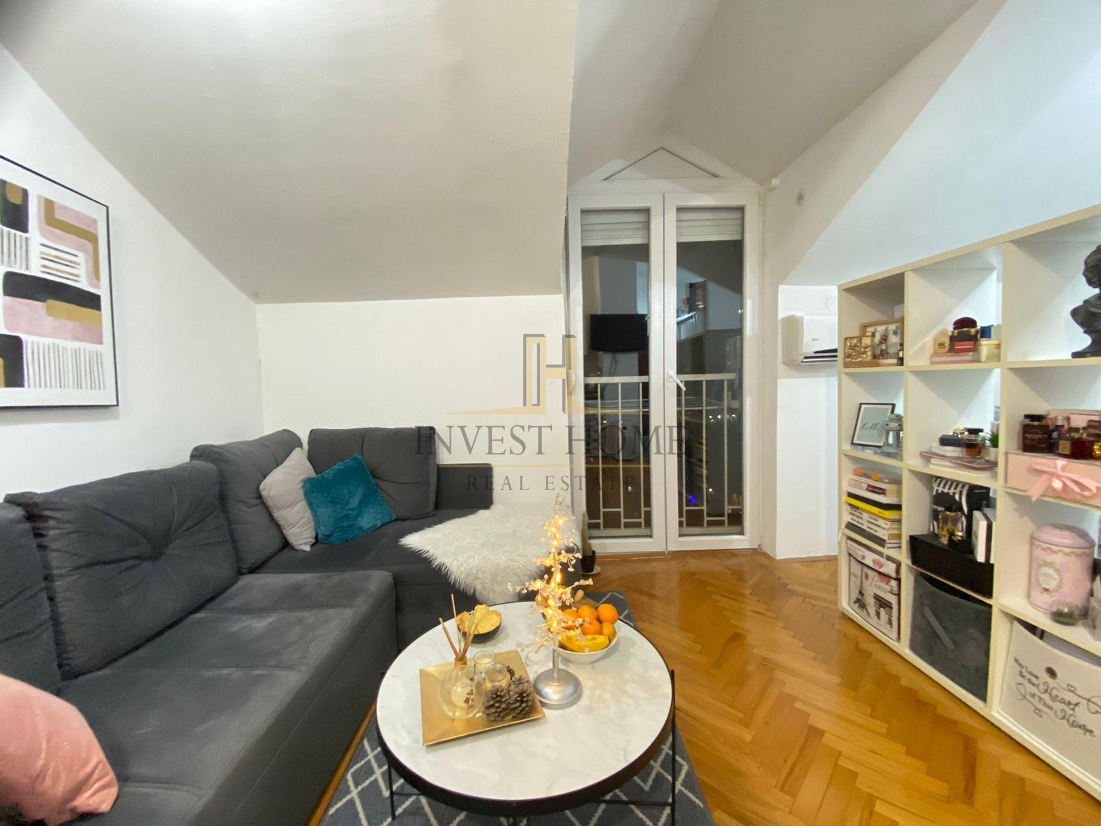 Garsonjera, Malo Brdo. 27m2