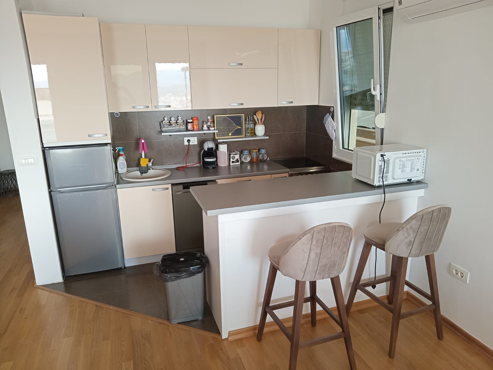 Apartment For Rent, Dobra Voda
