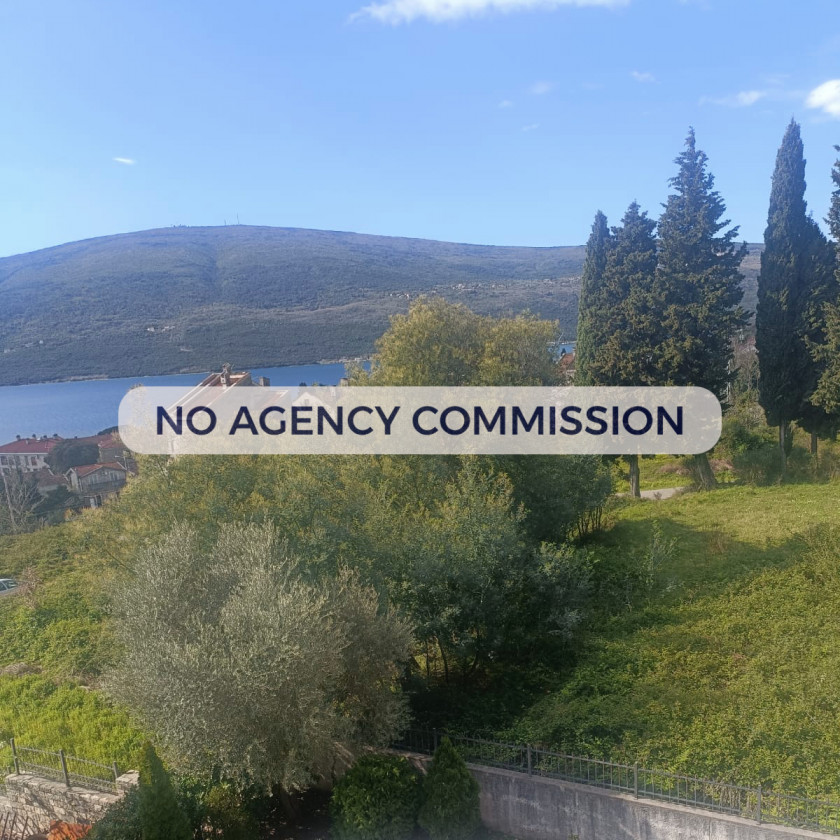 Jednosoban stan sa pogledom na more i bazenom – Baošići, Herceg Novi