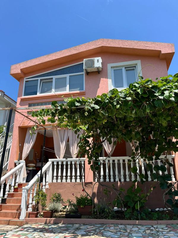 House in Sutomore, 92 m²