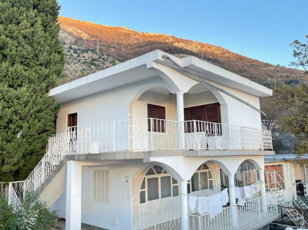 House in Sutomore, 158 m²