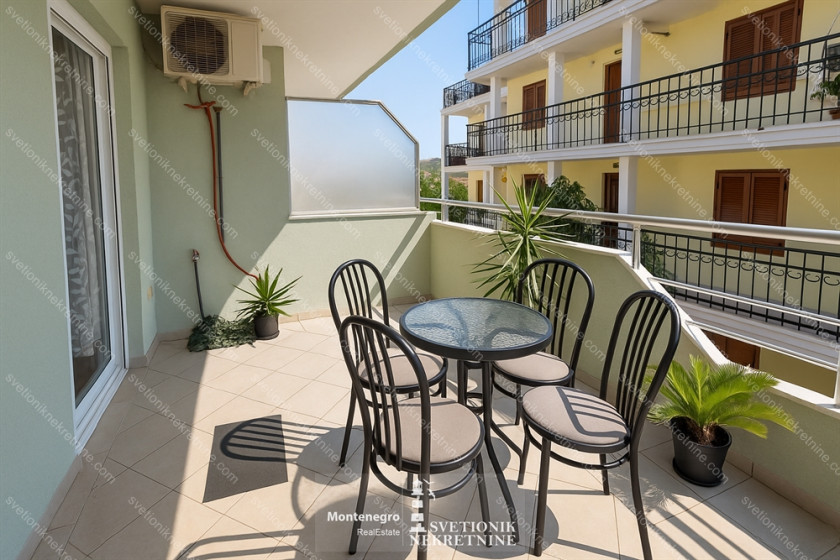 Prodajem Stan-Apartman, Savina