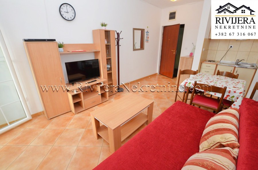 One-bedroom apartment on the seafront Igalo Herceg Novi