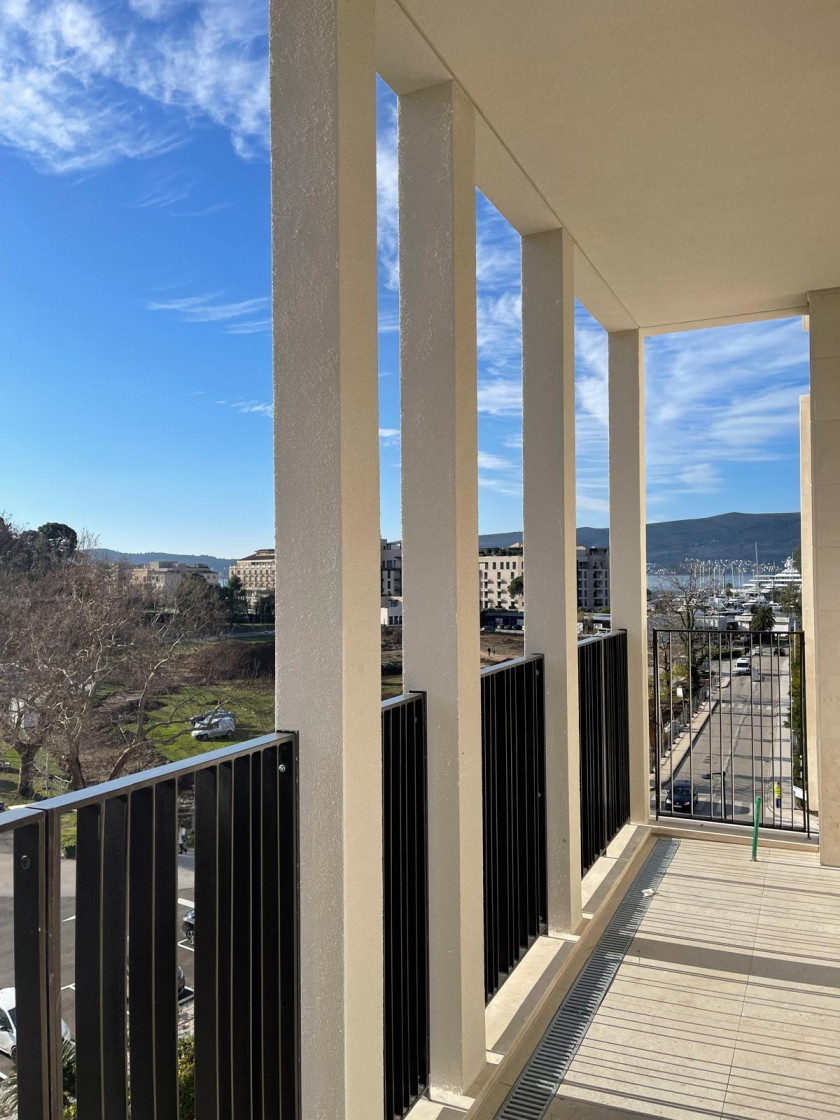 Apartment For Sale, Porto Montenegro