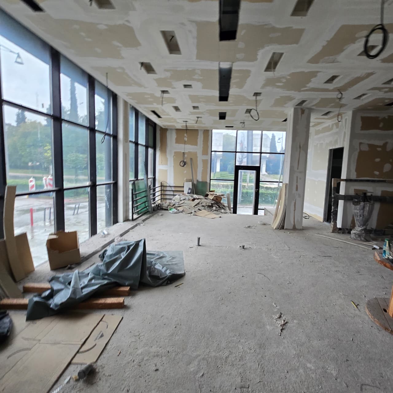 125 m² Business Space for Rent – Heart of City Center Podgorica, Two Bathrooms & Ventilation System- Center,Podgorica