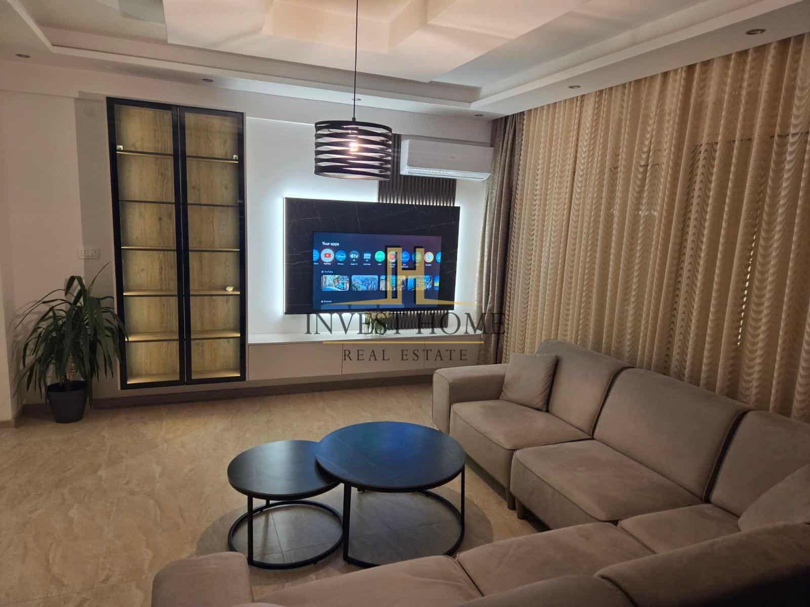 Trosoban stan, Bečići, 100m2