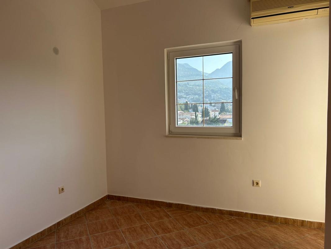 Apartment in Sutomore, 60 m²
