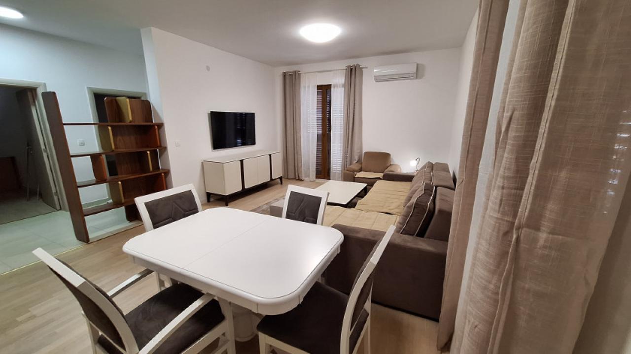 Apartment in Tivat, 107 m²