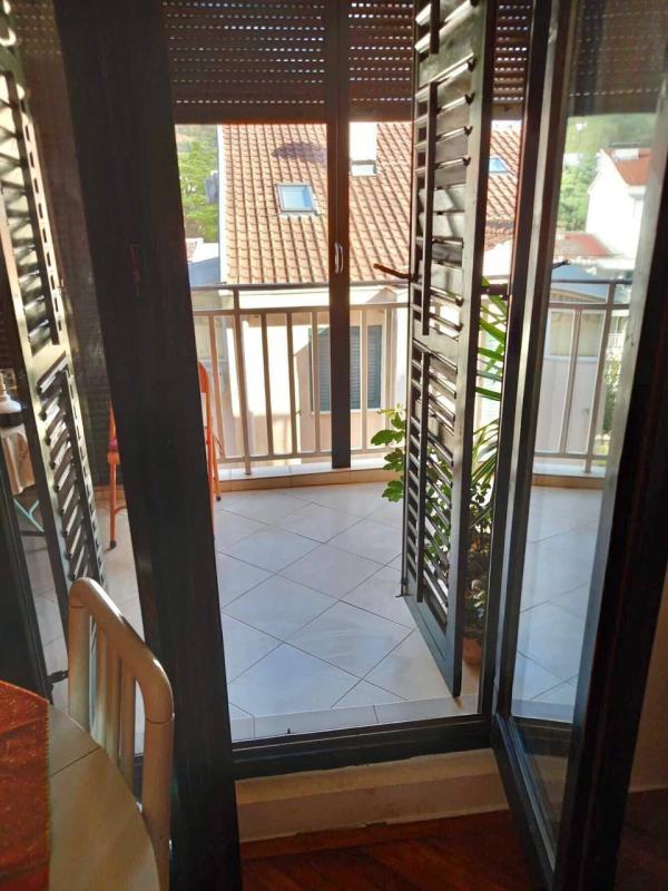Apartment in Herceg Novi, 63 m²