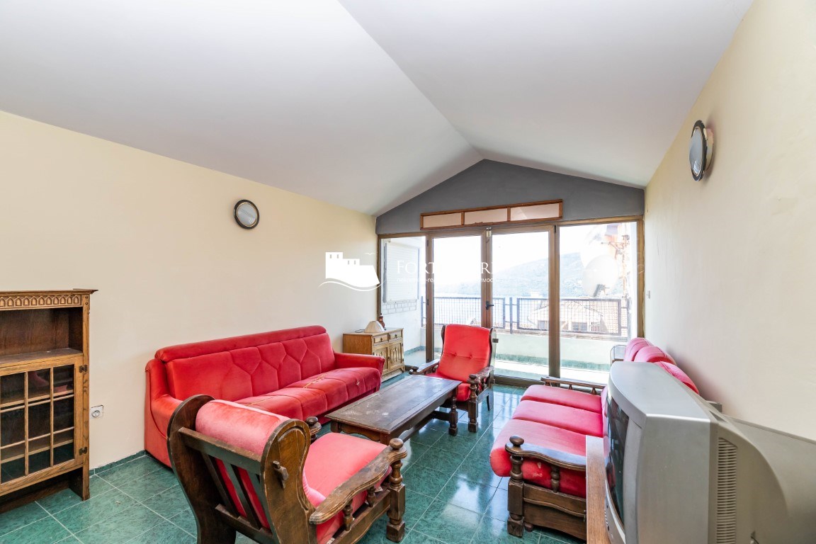 Prodajem Stan-Apartman, Topla II, Herceg Novi