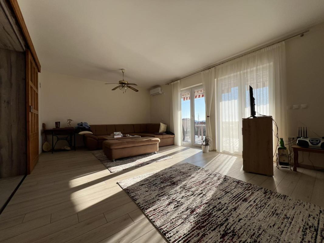 House in Bjelishi, 350 m²